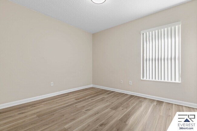 Building Photo - 51 Seaton Valley Path