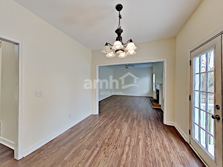 Building Photo - 2659 Hansford Dr