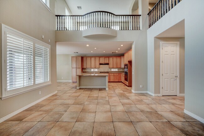 Building Photo - 8503 W Coyote Dr