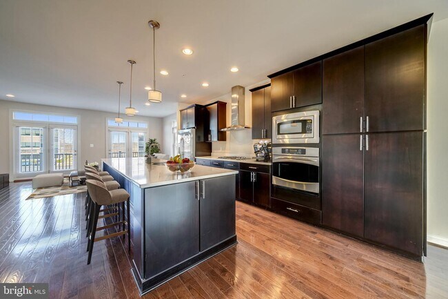 Building Photo - 20752 Duxbury Terrace