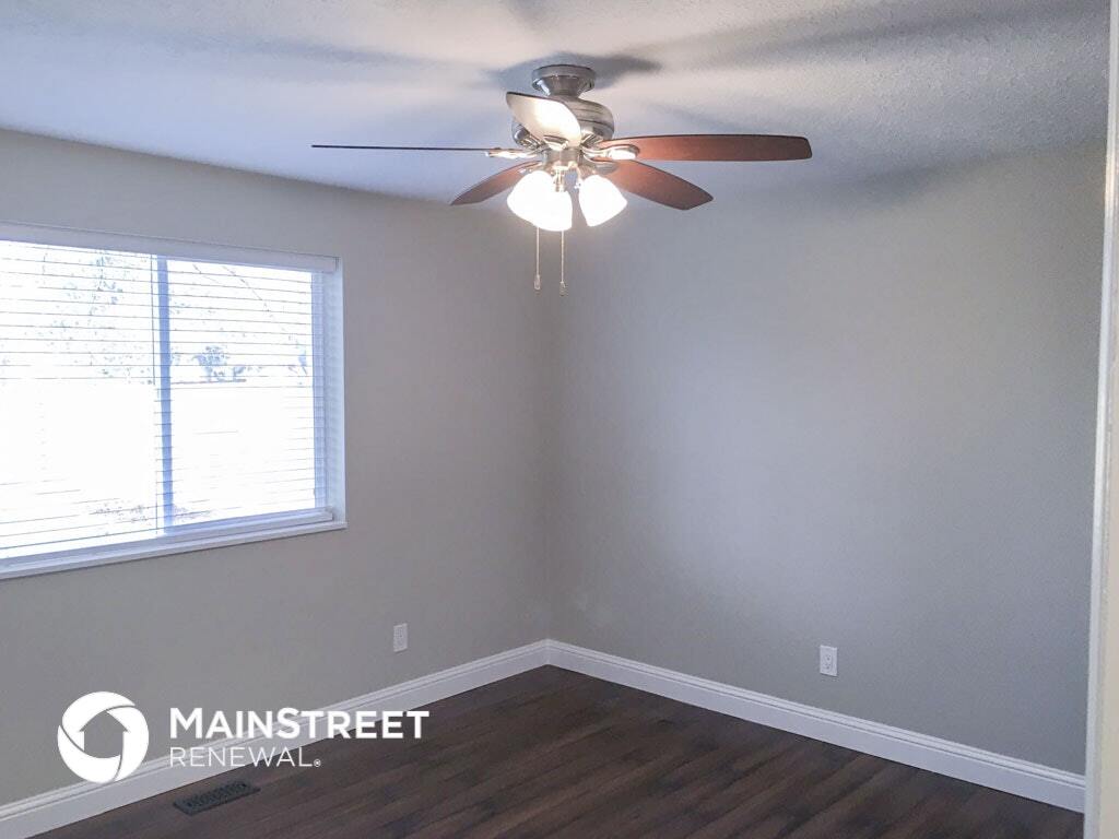 Building Photo - 938 S 200 E