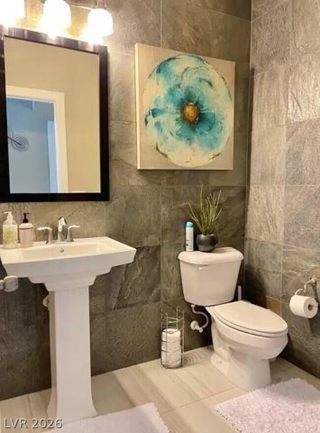 Building Photo - 6845 Black Ash St