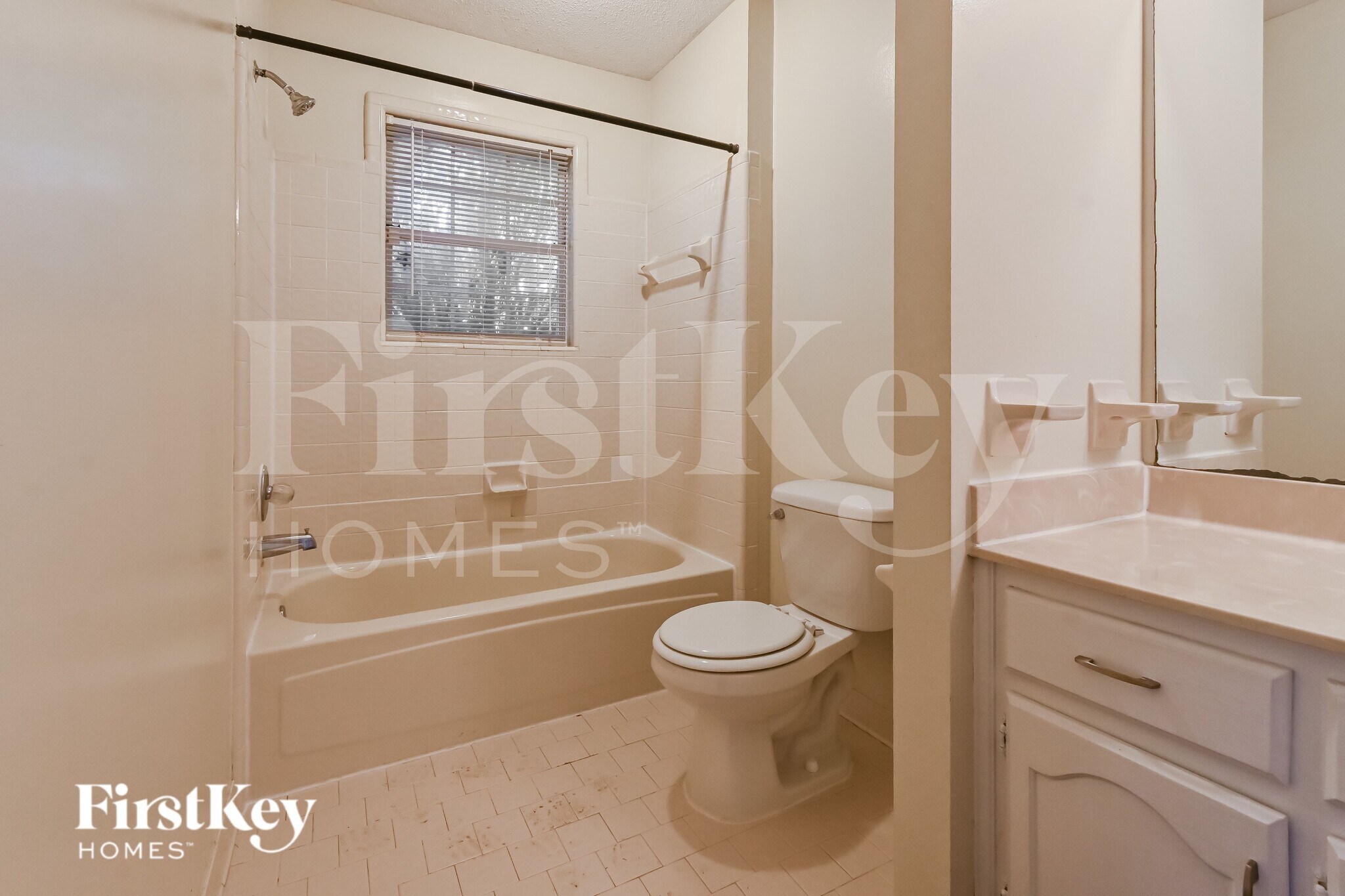 Building Photo - 8441 Woolrich Dr