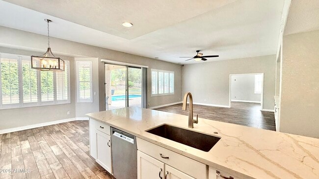 Building Photo - 3640 S Barberry Pl