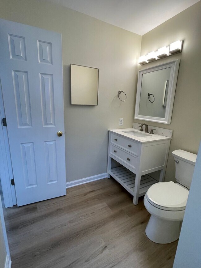 Building Photo - Incredible, newly renovated 3 br 3.5 ba Ca...