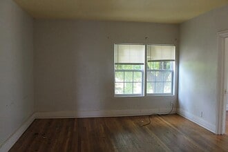Building Photo - 2908 Truxillo St