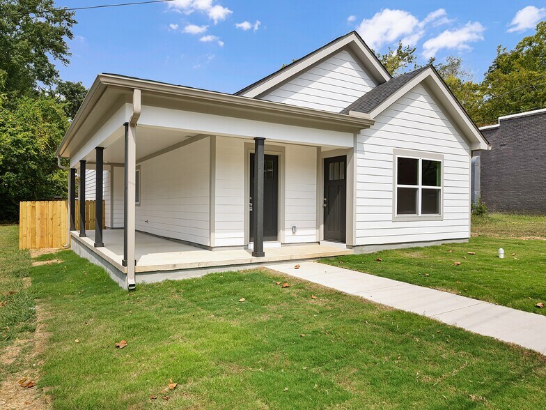 Building Photo - 307 W King St