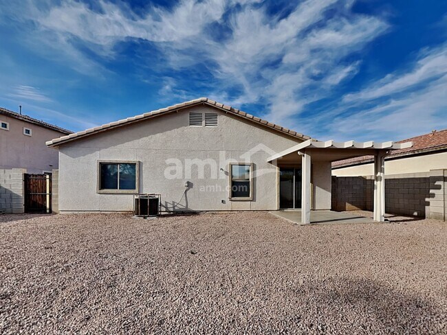 Building Photo - 6405 W Pioneer St