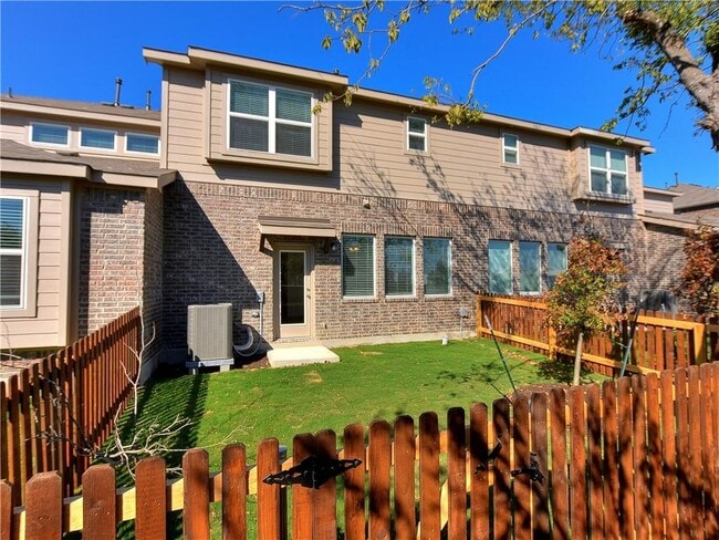 Building Photo - 17301 Leafroller Dr