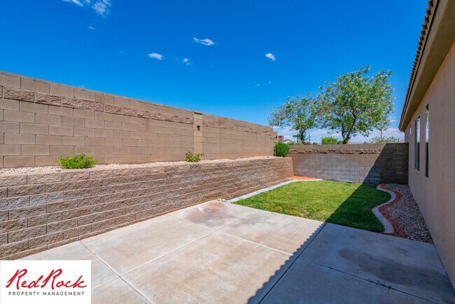 Building Photo - 3 Bedroom Coral Canyon Home on Corner Lot