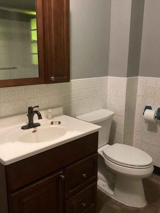 Building Photo - AVAILABLE NOW - Very Spacious, Unique, and Original Birchwood Village Home; Walking Distance to t...