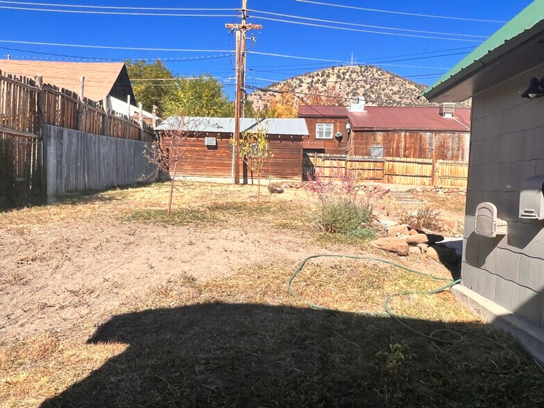 Building Photo - 333 Cedar Ave