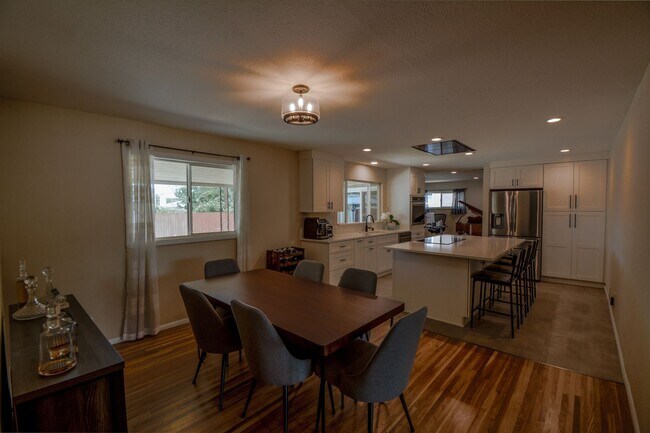 Building Photo - 9501 Arvilla Ave NE