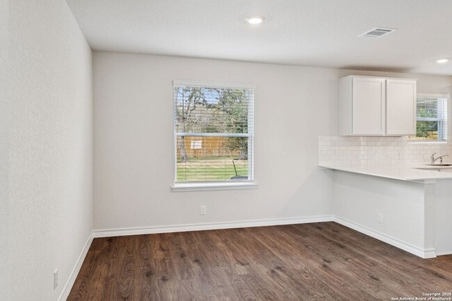 Building Photo - 22811 Tee Shot