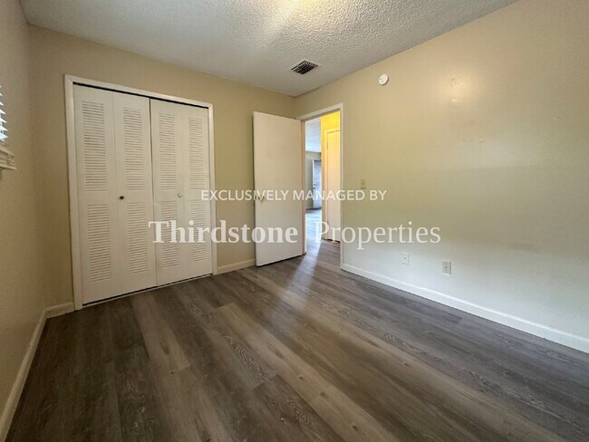 Building Photo - 5128 Westchase Ct