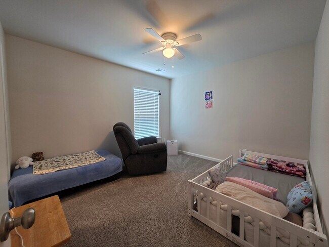 Building Photo - 1812 Lacebark Dr