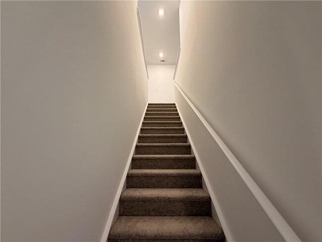 Building Photo - 6719 Armonia Dr