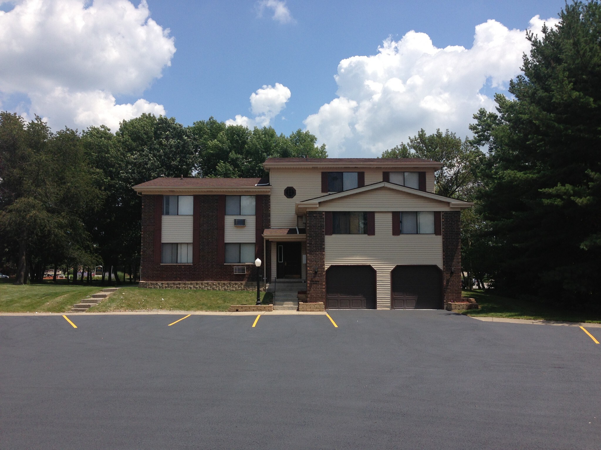 Building Photo - 8163 Ralston Ct