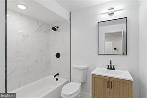 Building Photo - 2643 N 6th St