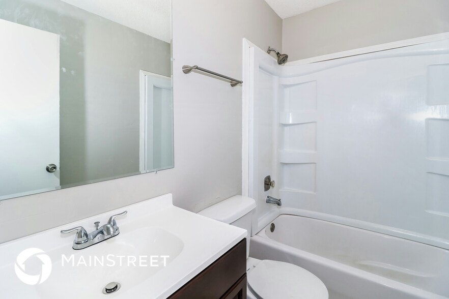 Building Photo - 7147 Hillshire Dr