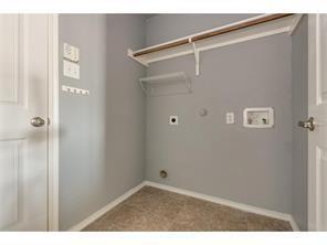 Building Photo - 5313 Beacon Ln