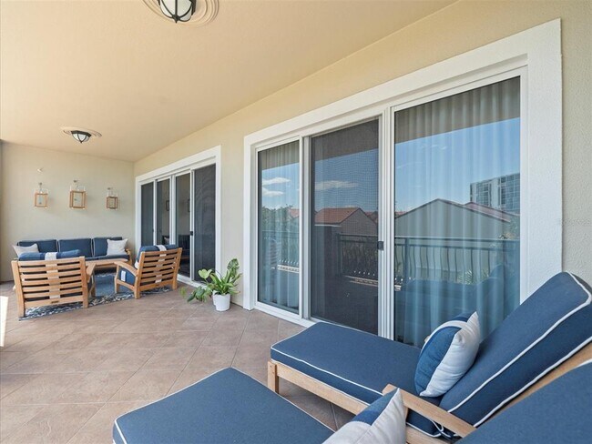 Building Photo - 202 Windward Passage