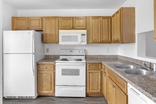 Building Photo - 7951 Southgate Blvd