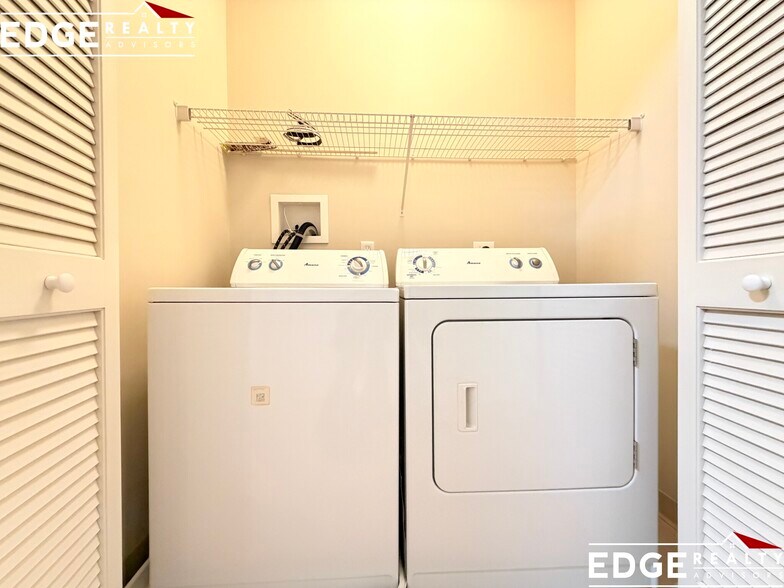 Building Photo - 59 Walpole St