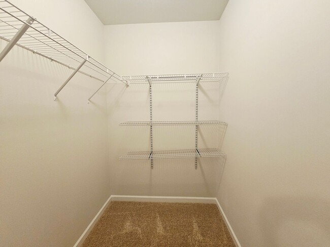 Building Photo - Well Maintained Home  Built in 2019