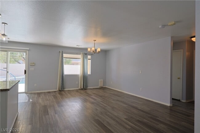 Building Photo - 6113 Crystal Talon St