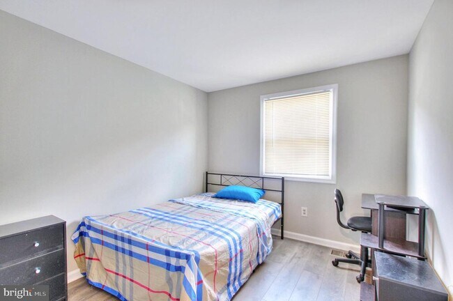 Building Photo - 9919 Boise Rd