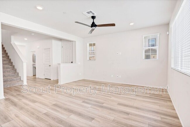 Building Photo - 40383 Birchfield Dr