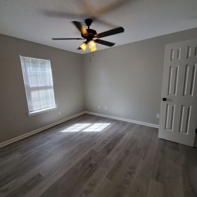 Building Photo - Southern Comfort Oasis: 3BR/2BA Rental Home in Valdosta, GA