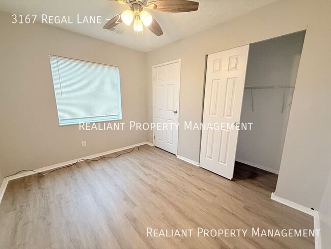 Building Photo - 3167 Regal Ln