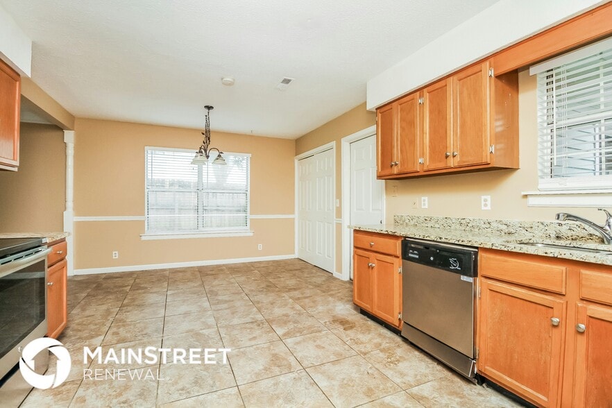 Building Photo - 2432 Laurel Hill Ct