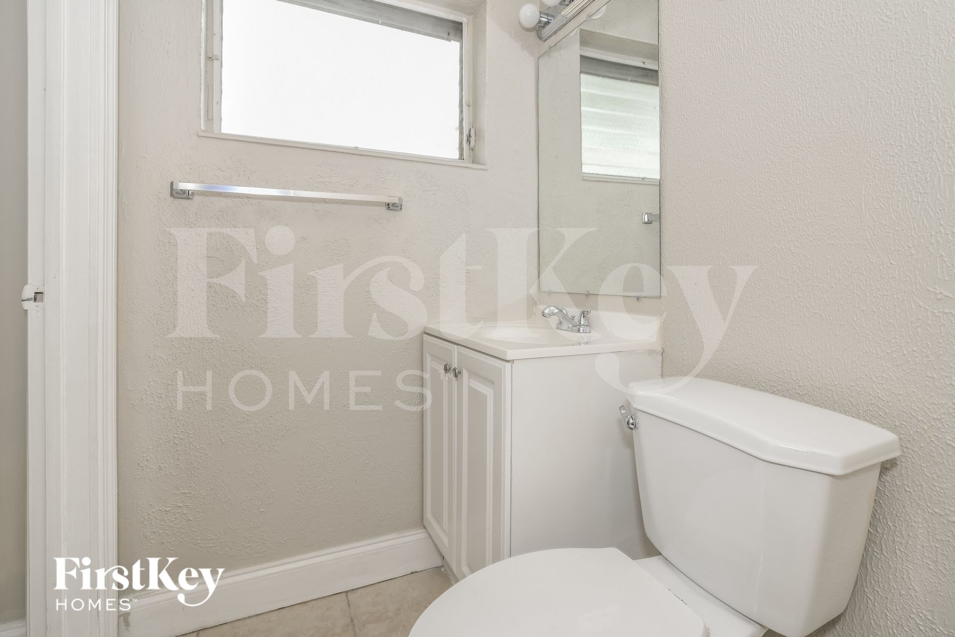 Building Photo - 7300 Ramona St