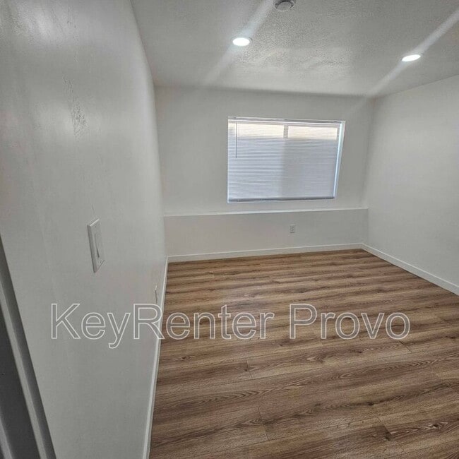 Building Photo - 1297 Dawes Wy