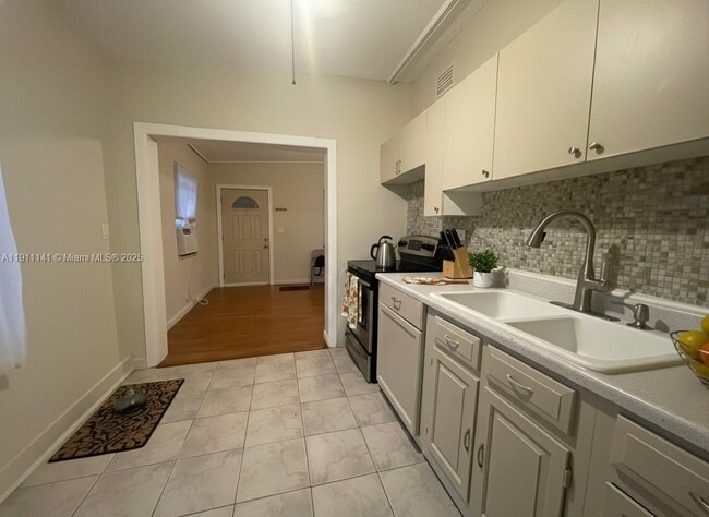 Building Photo - 12450 NW 13th Ave