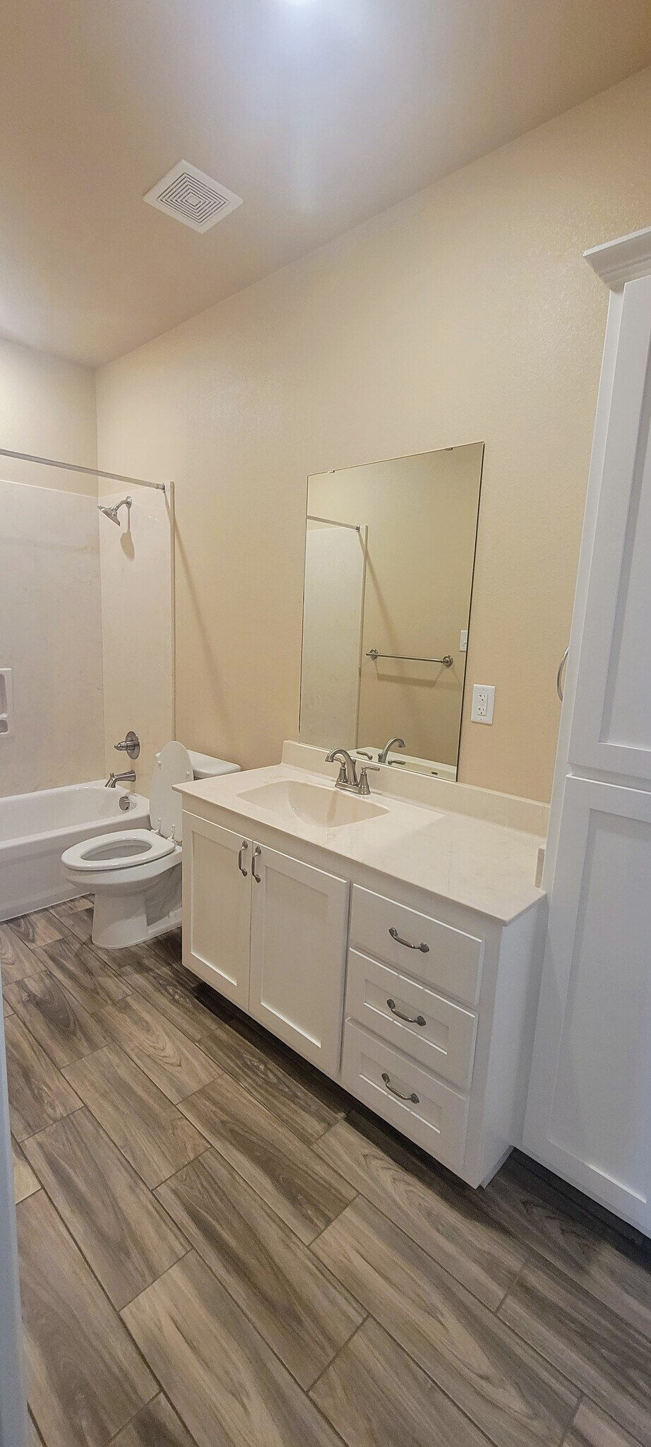 Building Photo - 5415 Rose Gdn Lp