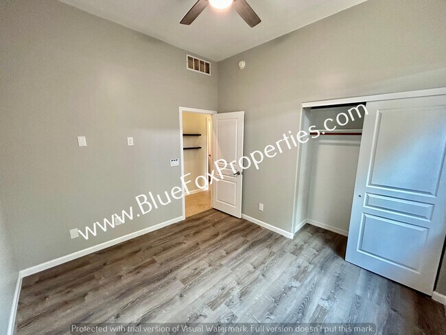 Building Photo - 12841 N Cactus Terrace Pl