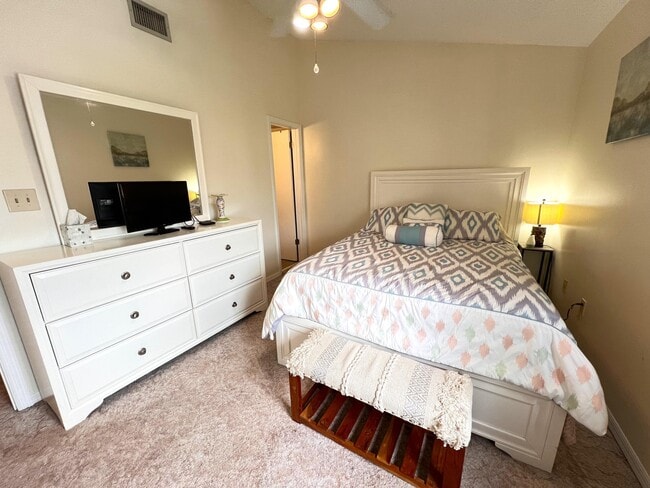 Building Photo - 513 Seaport Blvd