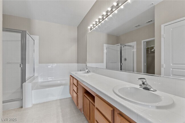 Building Photo - 1012 Domnus Ln