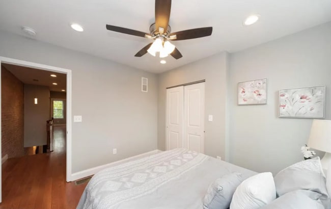 Building Photo - 41 N Linwood Ave