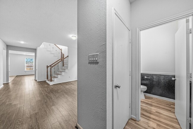 Building Photo - 4118 Lake Cypress Cir