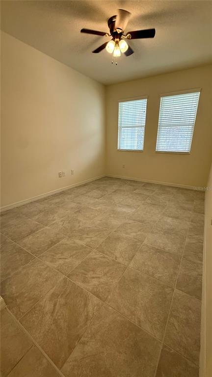 Building Photo - 3581 Dovetail Ave