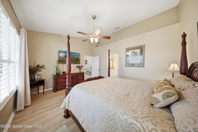 Building Photo - 700 Trotter Ln