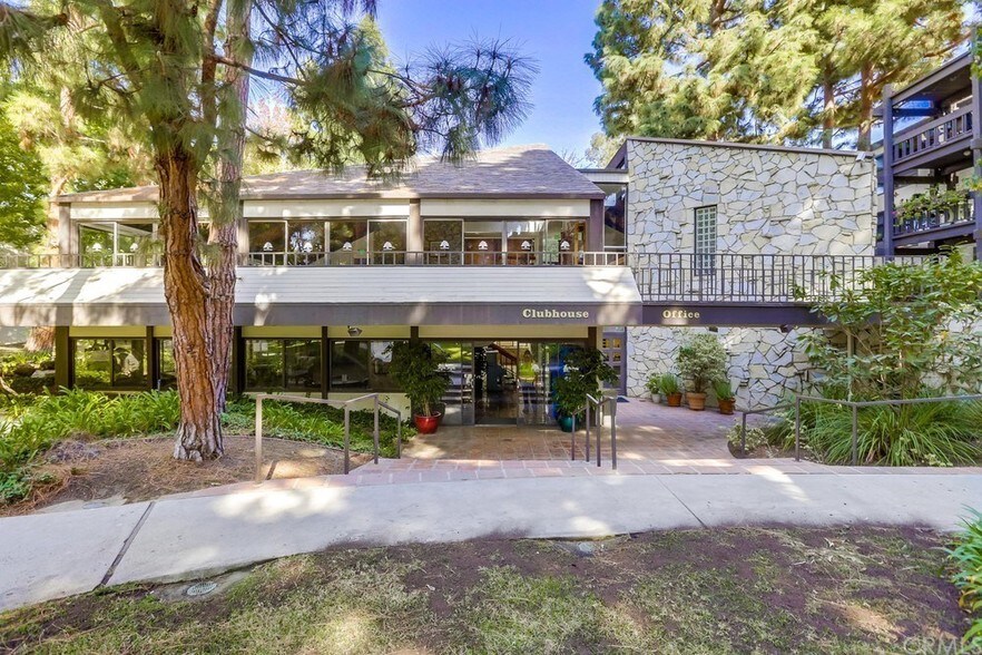 Building Photo - 7742 Redlands St