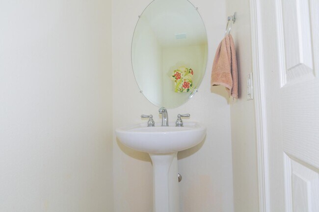 Building Photo - 91-1031 Kaimalie St. #4C3 - TJackson | 91-...