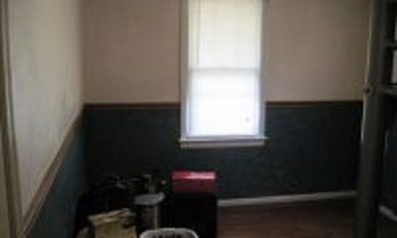 Building Photo - 616 Grand Ave