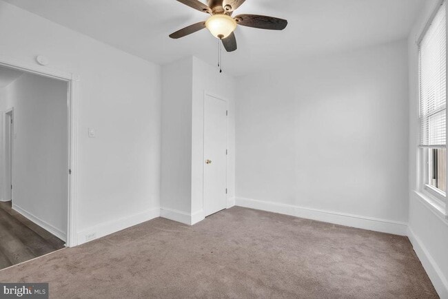 Building Photo - 3227 Chatham St